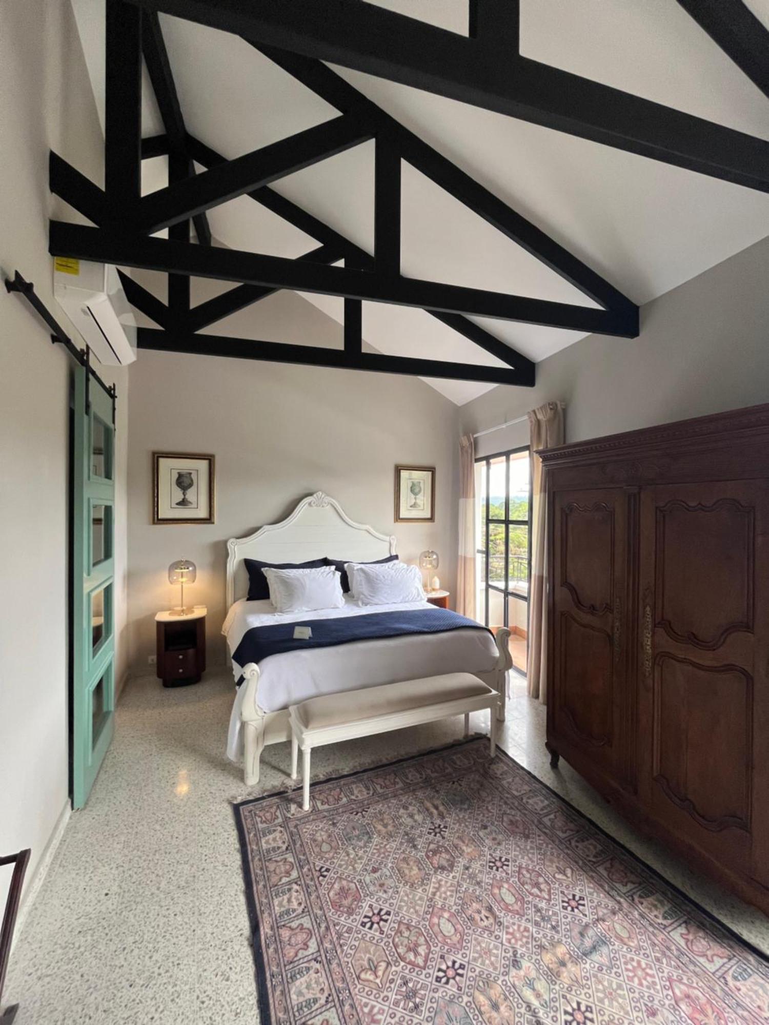 ואייה דה אנחלס Boutique Hotel La Casona מראה חיצוני תמונה