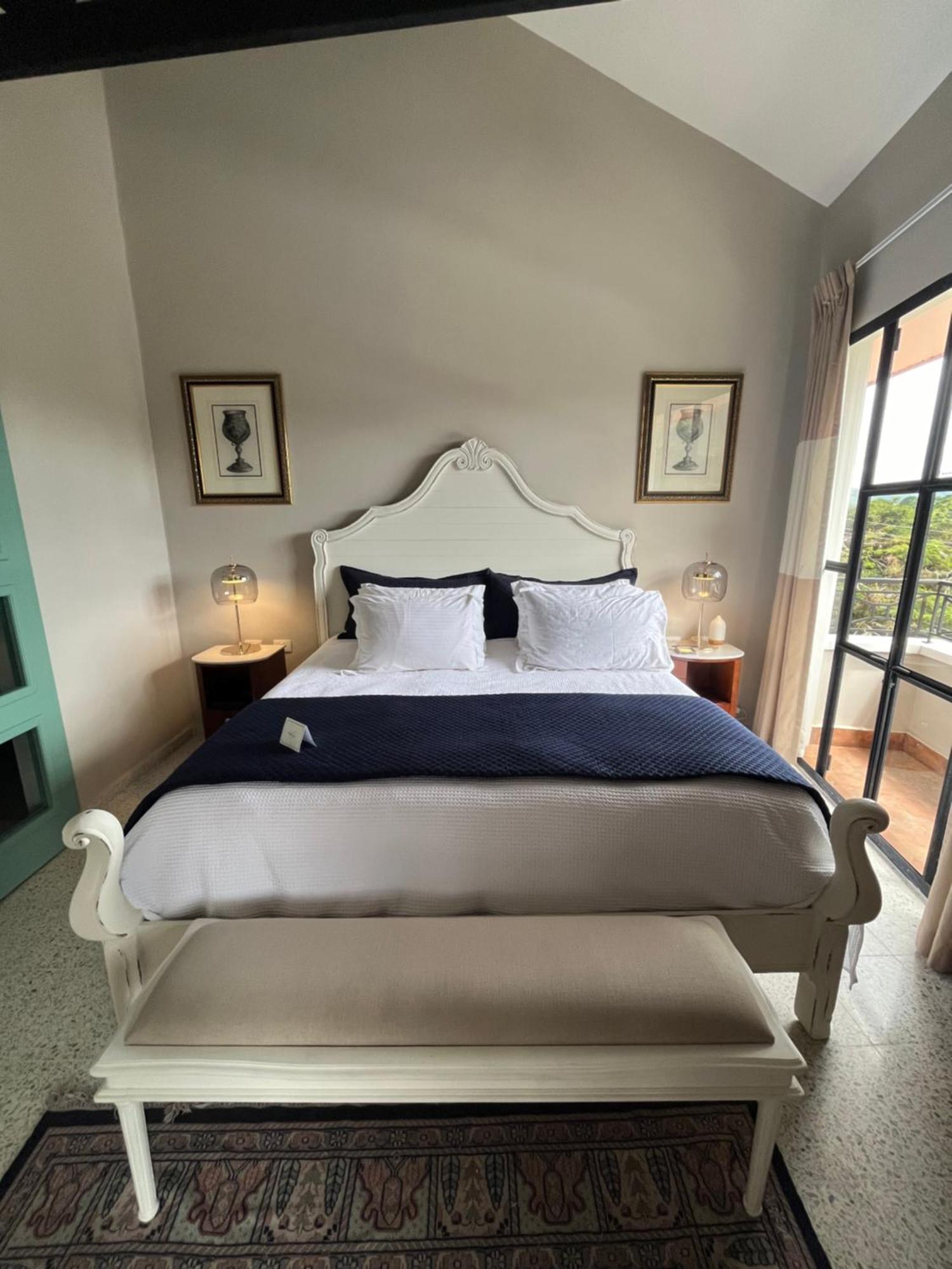 ואייה דה אנחלס Boutique Hotel La Casona מראה חיצוני תמונה
