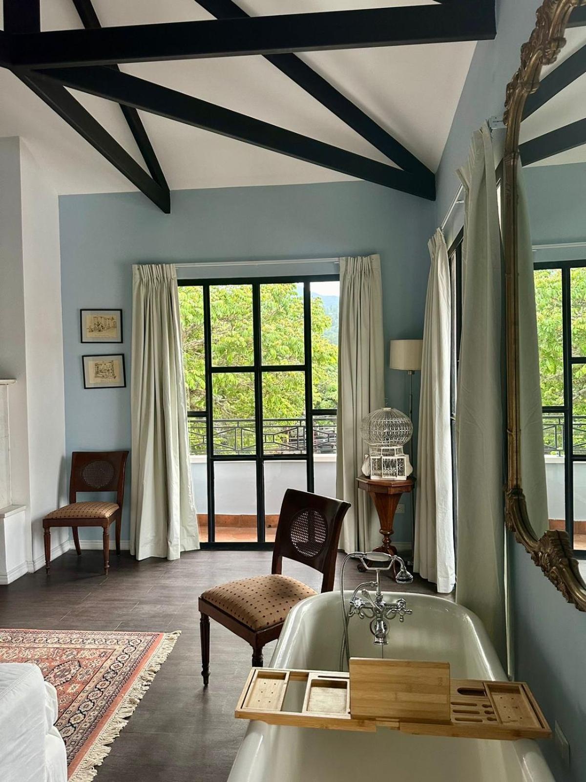 ואייה דה אנחלס Boutique Hotel La Casona מראה חיצוני תמונה
