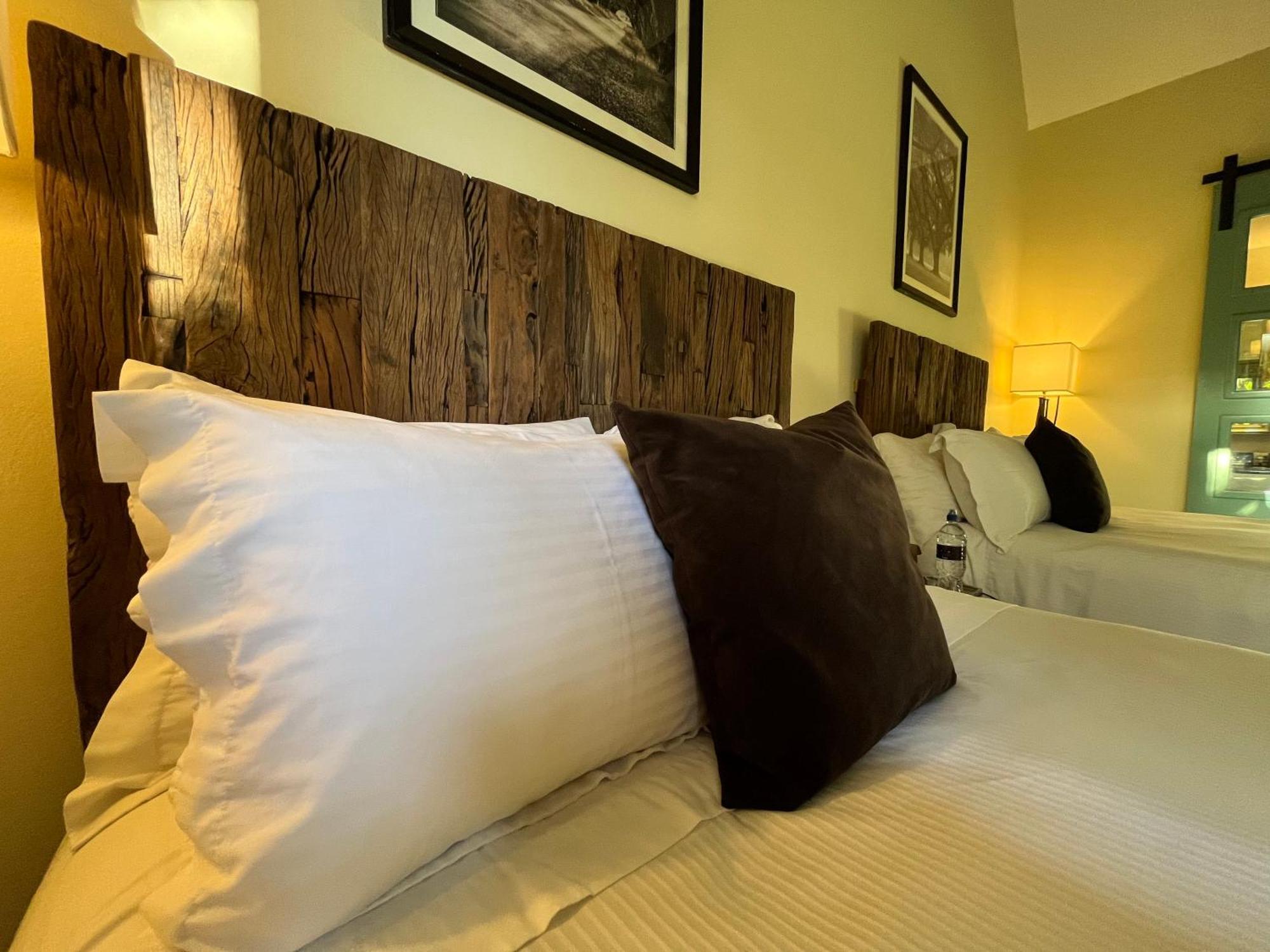 ואייה דה אנחלס Boutique Hotel La Casona מראה חיצוני תמונה