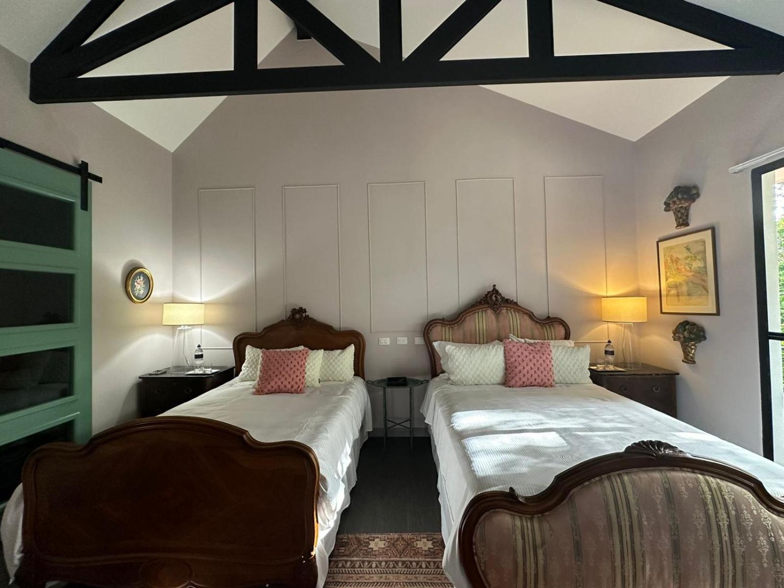 ואייה דה אנחלס Boutique Hotel La Casona מראה חיצוני תמונה
