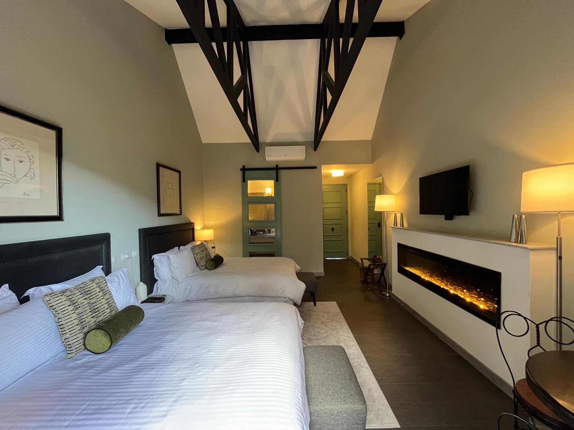 ואייה דה אנחלס Boutique Hotel La Casona מראה חיצוני תמונה